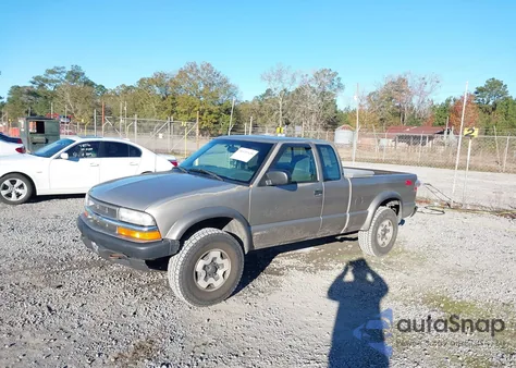 2001 Chevrolet S-10 Ls W/Zr2 z USA, uszkodzony, nr VIN 1GCCT19W618149436